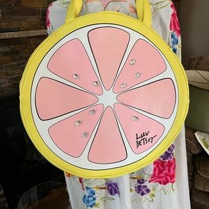 Luv Betsey, large lemon slice cooler, shoulder bag.